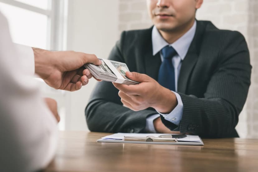 What Minimum Salary Is Required to Buy Property in Dubai ?