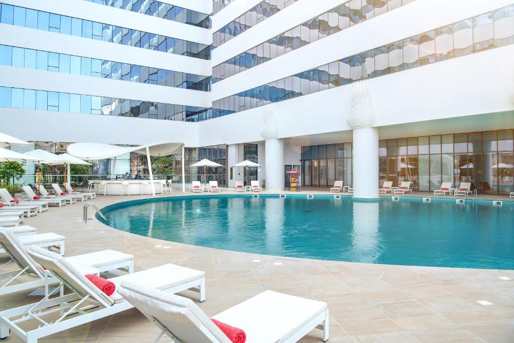 Al Jaddaf Suite Hotel